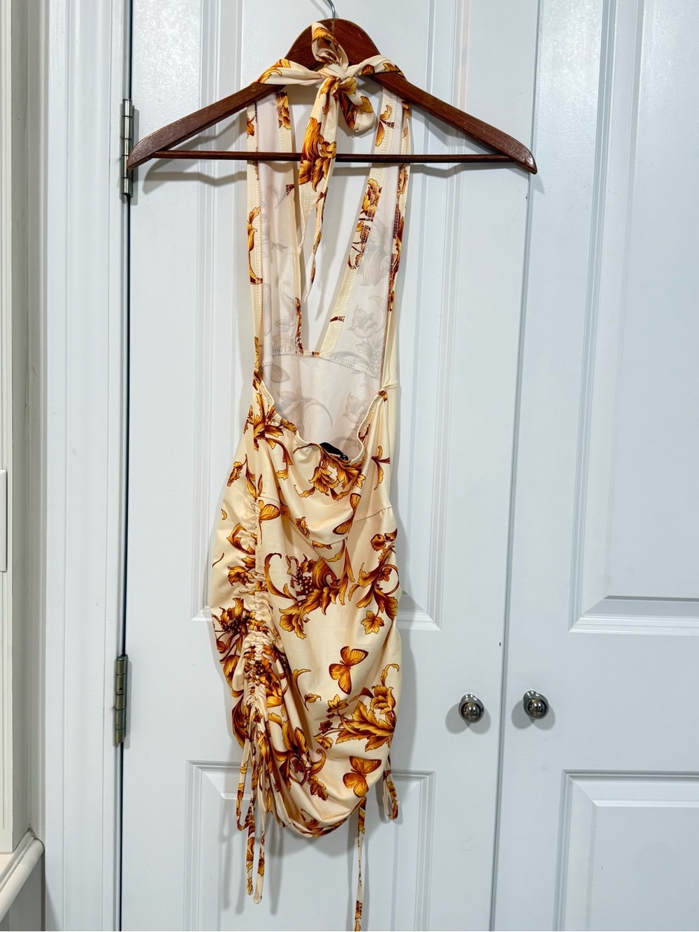 SHEIN Cream Dress with Golden Yellow Baroque Print - Picture 2 of 3